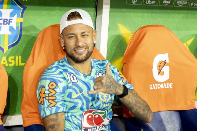 Neymar no banco do Brasil