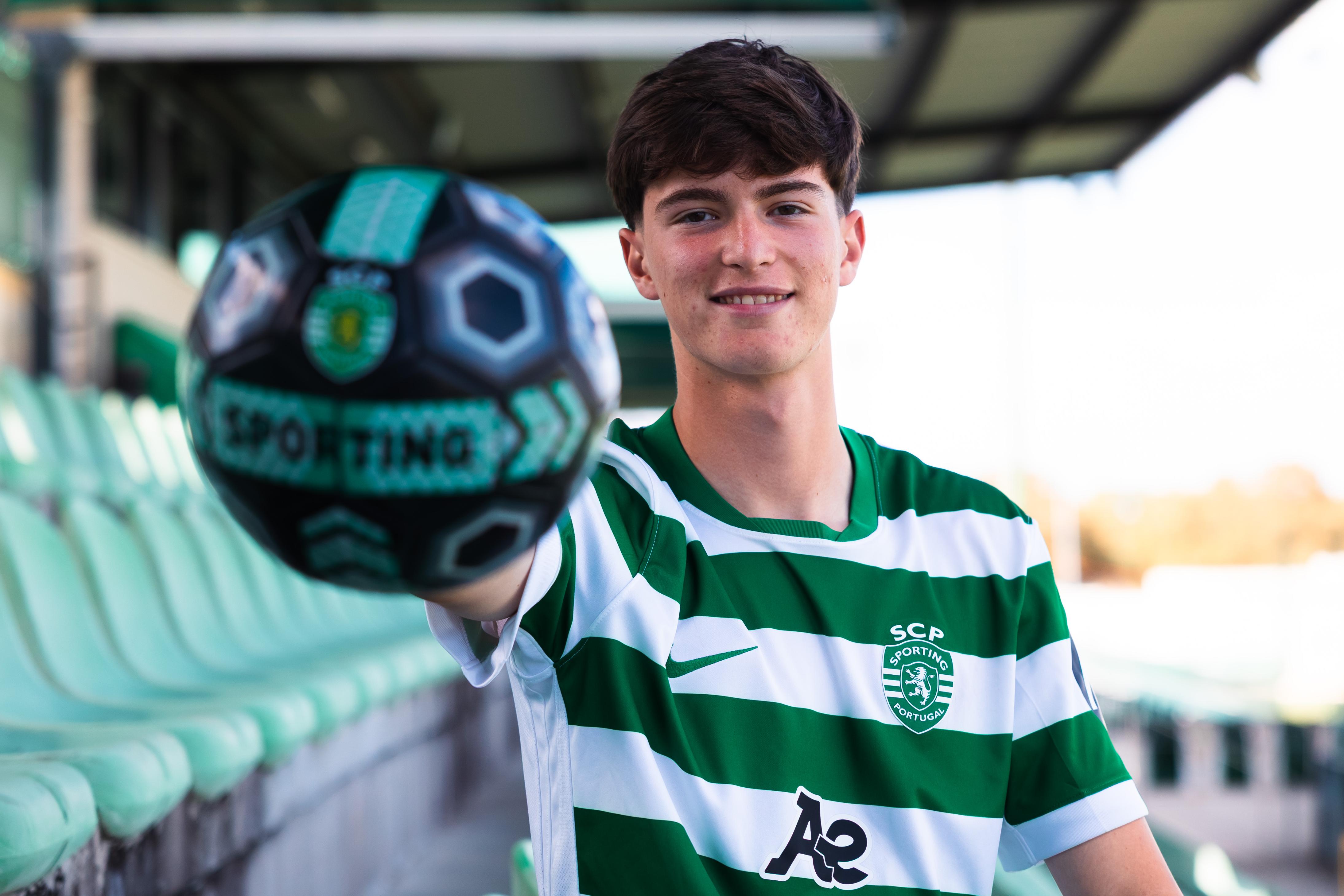 Alexandre Rosado integra a equipa de sub-17, com 27 jogos oficiais e dois golos marcados esta temporada- Foto: SPORTING CP