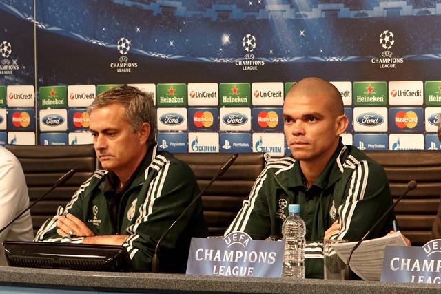 José Mourinho e Pepe no Real Madrid (IMAGO)