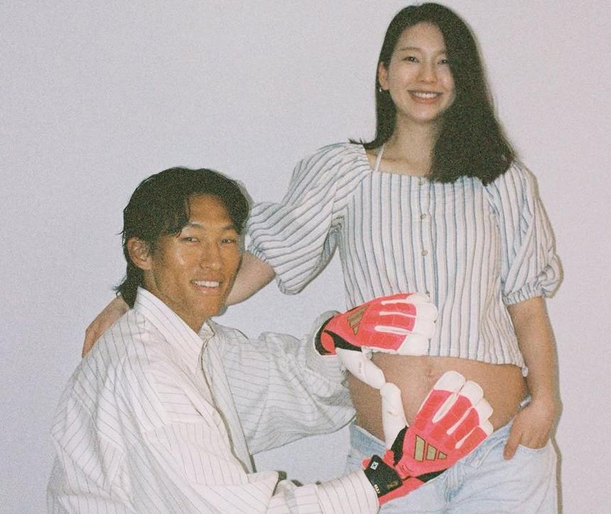 Kim Seung-gyu e a mulher Kim Jin-kyung