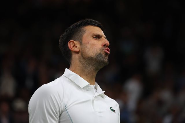 Djokovic goza com fãs «desrespeitosos»: «Booooooa Noite»
