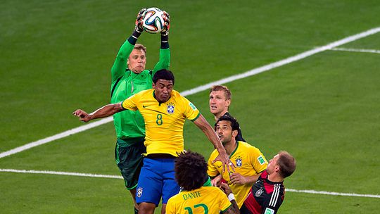 Neuer recorda o famoso 7-1 ao Brasil: «Todos os lances davam golo»