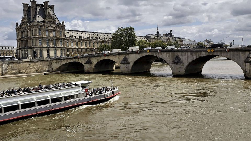 Paris 2024: Já há plano B para as águas sujas do Sena