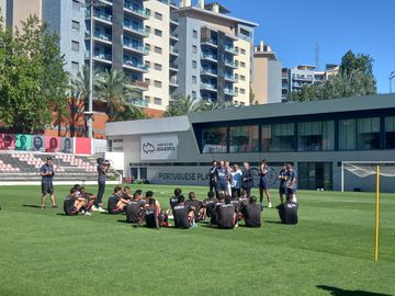 Desempregados no futebol à procura de clubes