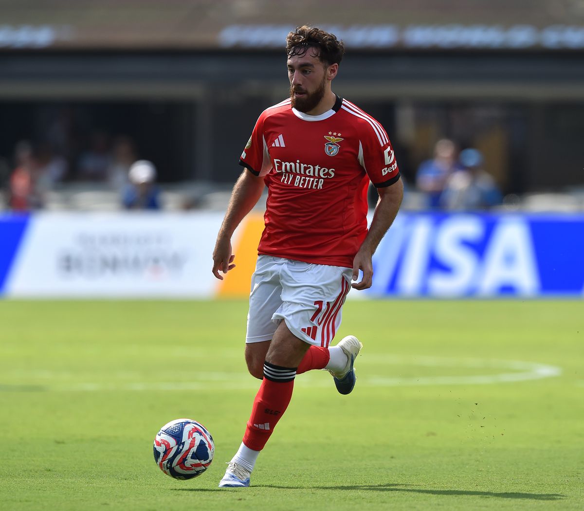 Benfica negoceia Kokçu para a Arábia Saudita | Abola.pt | Abola.pt