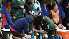 Euro 2025 feminino: Catarina Campos teve de ser assistida (fotogaleria)