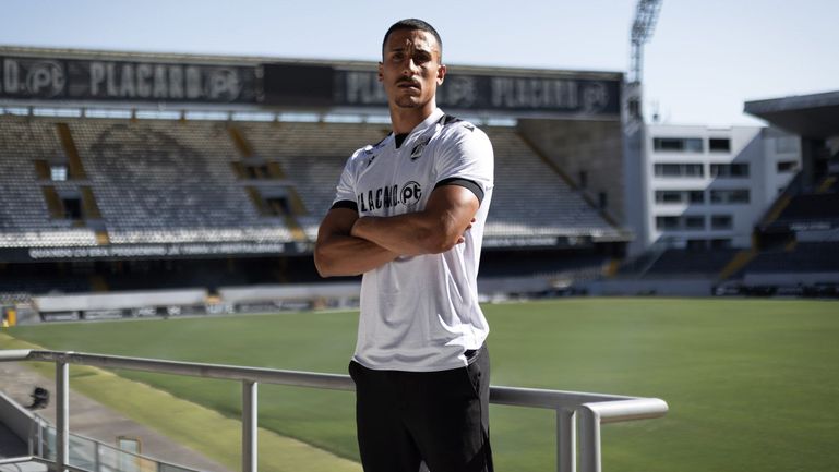 Mercado oficial: Abascal assina pelo Vitória de Guimarães até 2027