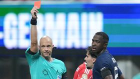 Mundial de Clubes: PSG dá já férias a Lucas Hernández e Willian Pacho