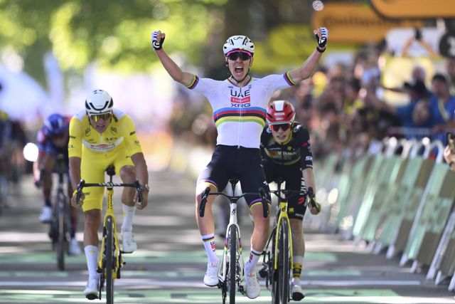 Tadej Pogacar: «Vencer no Tour com a camisola arco-íris é incrível»