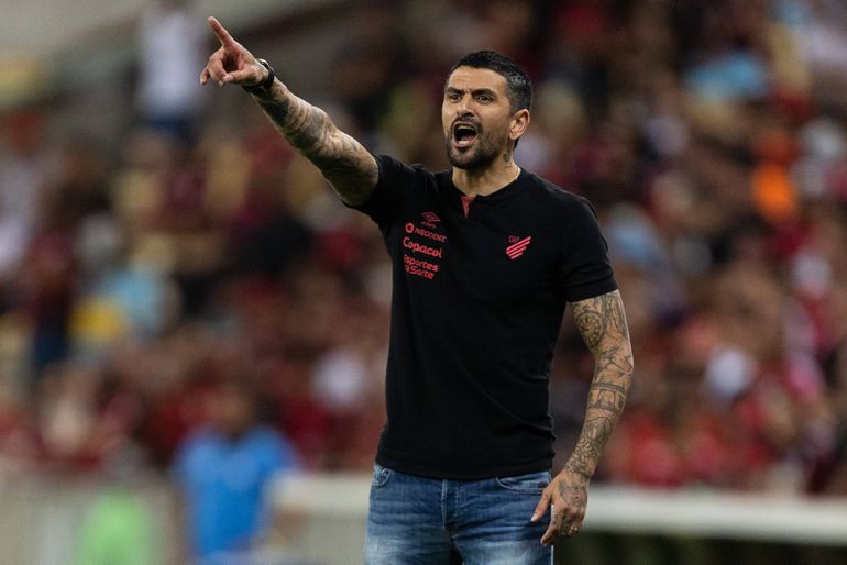 Lucho González mais perto do FC Porto