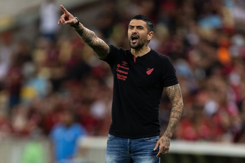 Lucho de regresso a uma casa que bem conhece