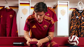 Roma transpira classe, Sporting inova: as camisolas para a próxima época (fotogaleria)