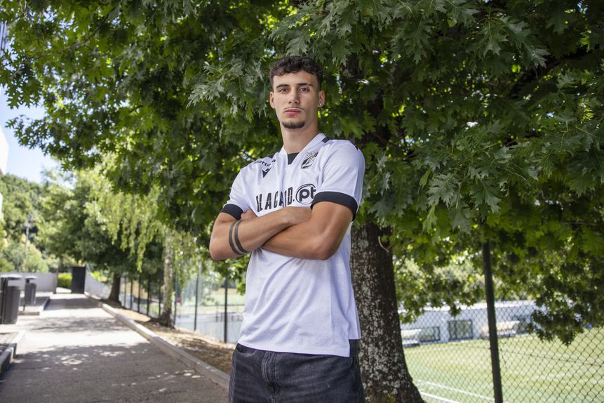 Rafael Peixoto troca Covilhã por Guimarães e não esconde que deseja chegar à elite vitoriana (Foto: Vitória SC )