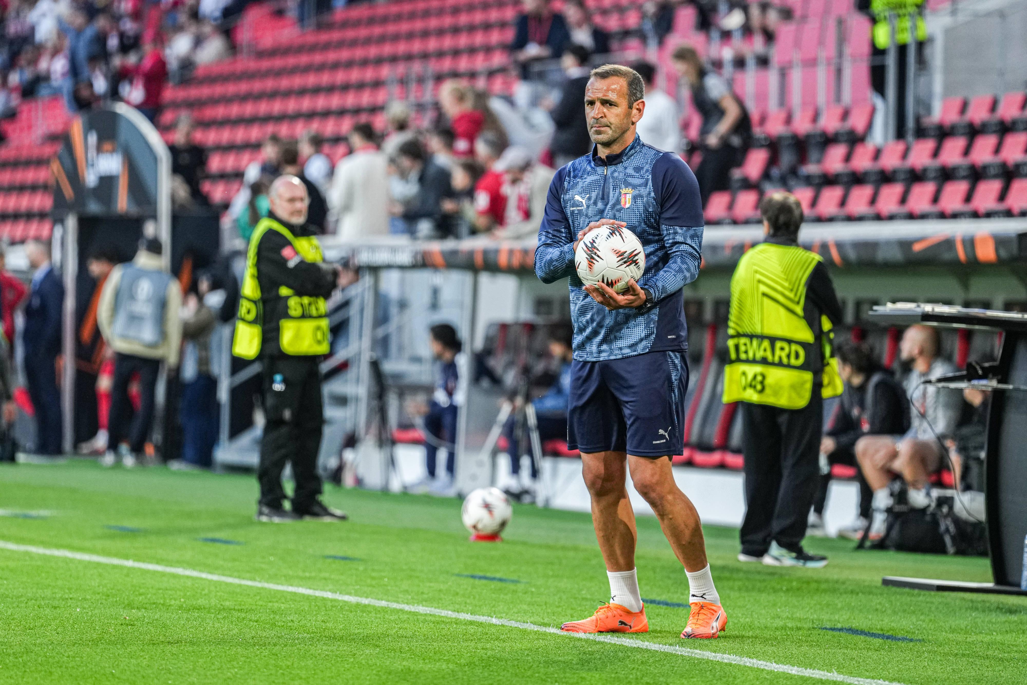EDUARDO: aos 43 anos é treinador de guarda-redes do SC Braga (foto: IMAGO)