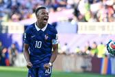 Kylian Mbappé a celebrar a vitória da França contra o Paraguai nos oitavos de final do Mundial 2026