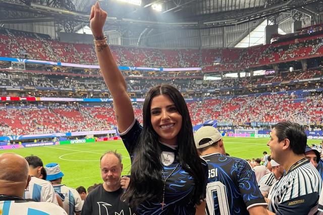 Valentina Cervantes no apoio a Enzo, em Atlanta - Instagram/ValuCervantes