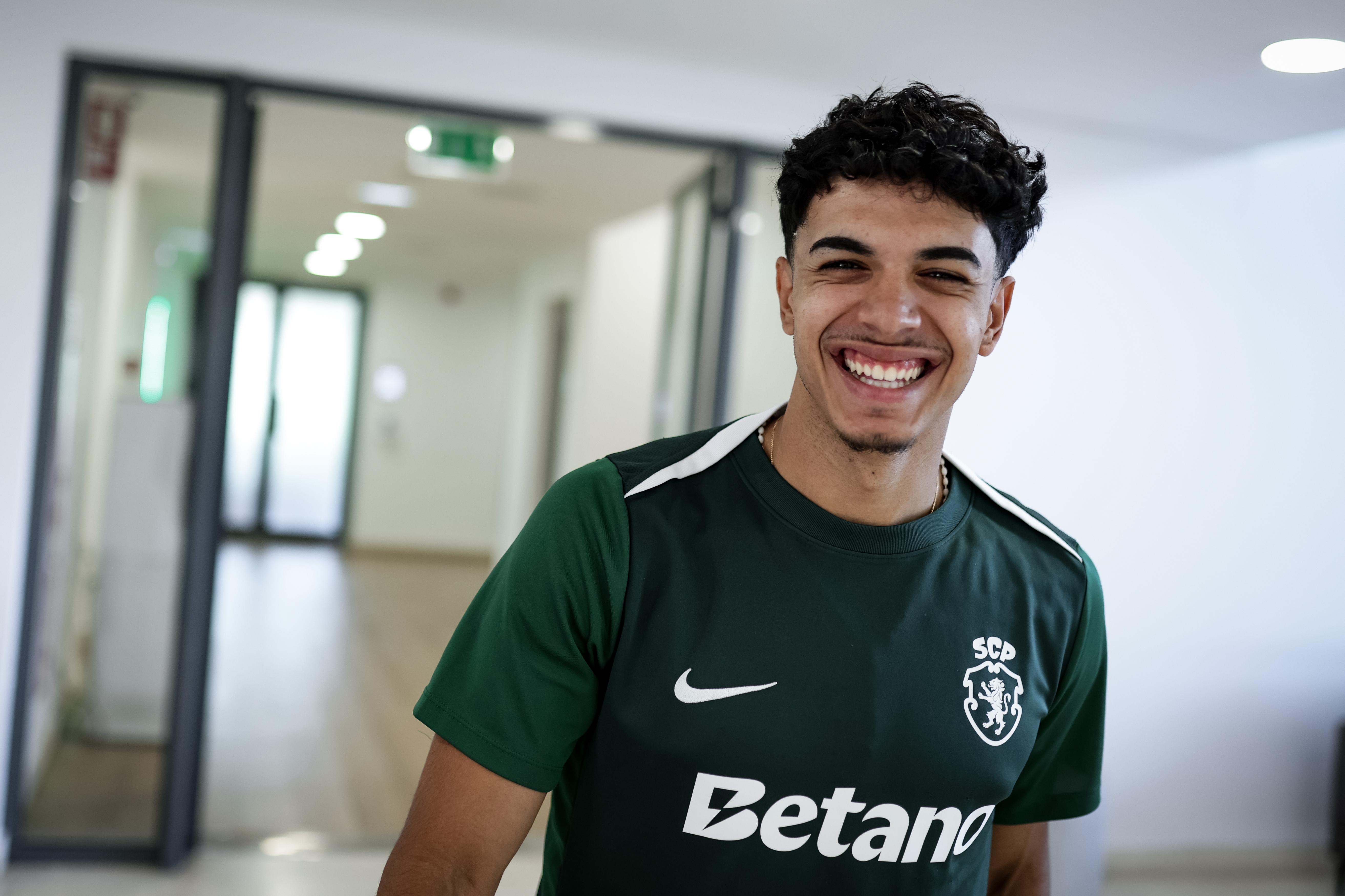 João Simões encontrará um cenário bem diferente quando regressar à equipa em setembro - Foto: SPORTING CP