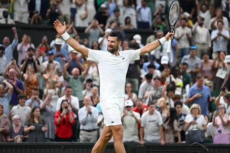 Djokovic jogou mais de 5 horas para chegar às meias finais em Wimbledon pela 15.ª vez! IMAGO