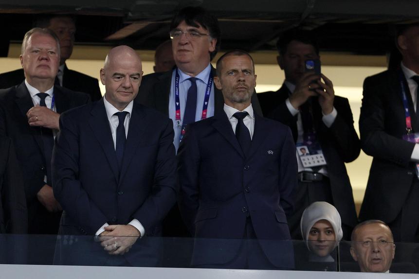 Infantino com Ceferin