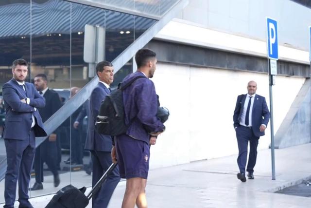 Muito apoio no regresso da Seleção a Portugal