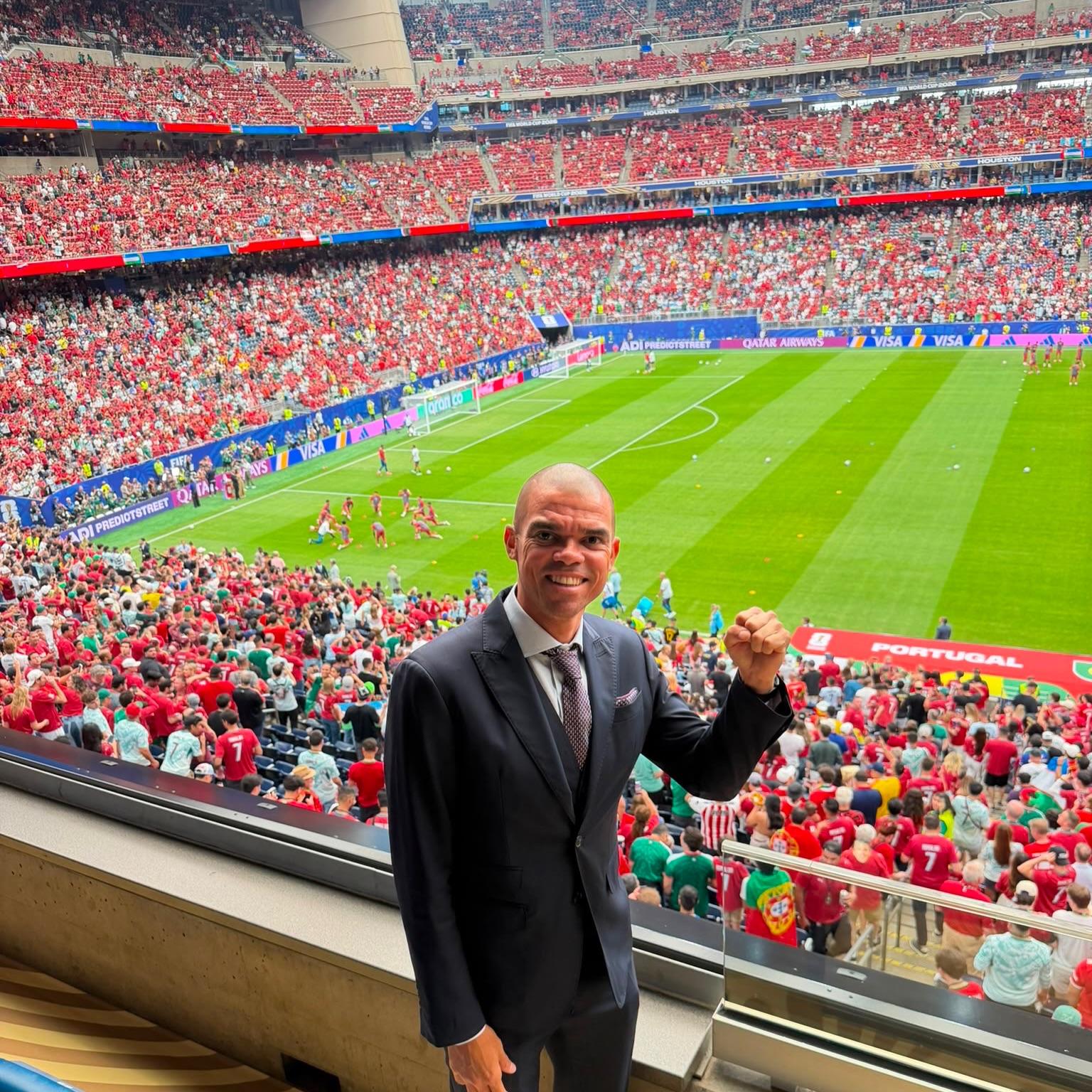 PEPE: Tem agora 43 anos, encerrou a carreira em 2024 mas continua em grande forma, já que continua a jogar futebol (jogos de lendas), mas também a fazer atletismo e ciclismo (foto: Instagram)
