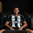 Oficial: Newcastle anuncia contratação de prodígio dinamarquês