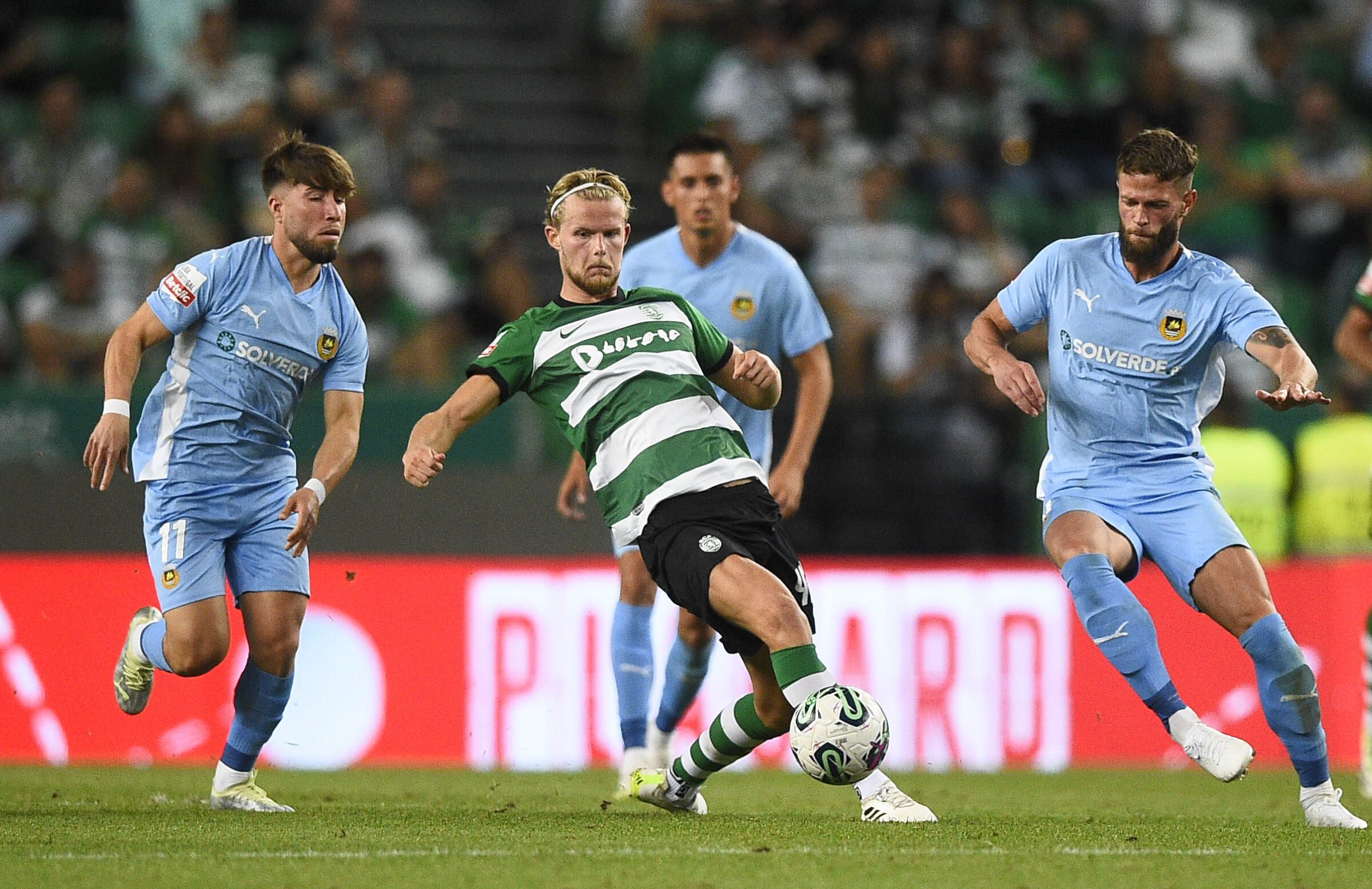 Campeão abre a Liga em sobreaviso frente a equipa ameaçadora