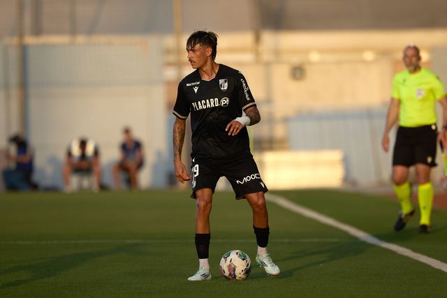 Vídeo: Ricardo Mangas volta a marcar pelo Vitória de Guimarães