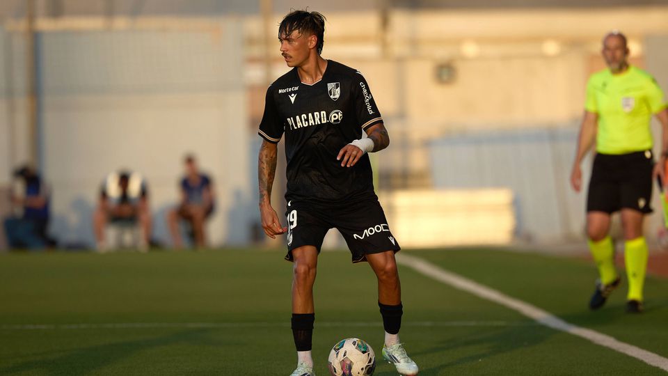 Vídeo: Ricardo Mangas volta a marcar pelo Vitória de Guimarães