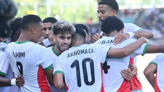 Marrocos goleia Egito, com assistência de El Ouahdi, e conquista bronze no futebol