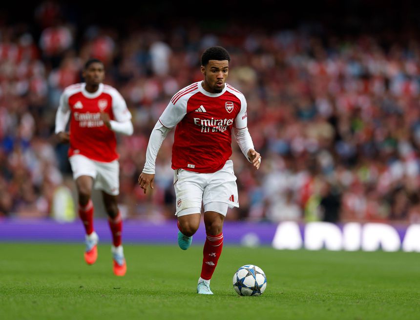 Ethan Nwaneri diante do Villarreal nesta pré-época