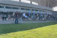 Adeptos do Sporting já nas imediações do Estádio de Rio Maior