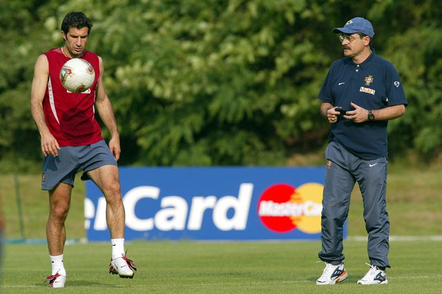 Figo durante um treino de preparação para o Mundial do Japão e Coreia do Sul
