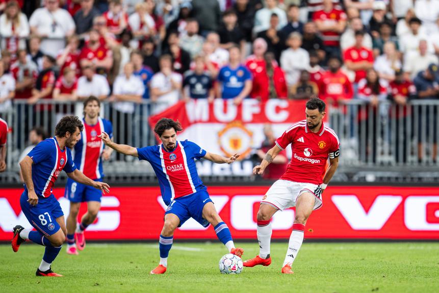 João Neves e Vitinha contra Bruno Fernandes