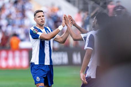 Três alterações em relação à Supertaça: o onze do FC Porto votado pelos leitores (fotos)
