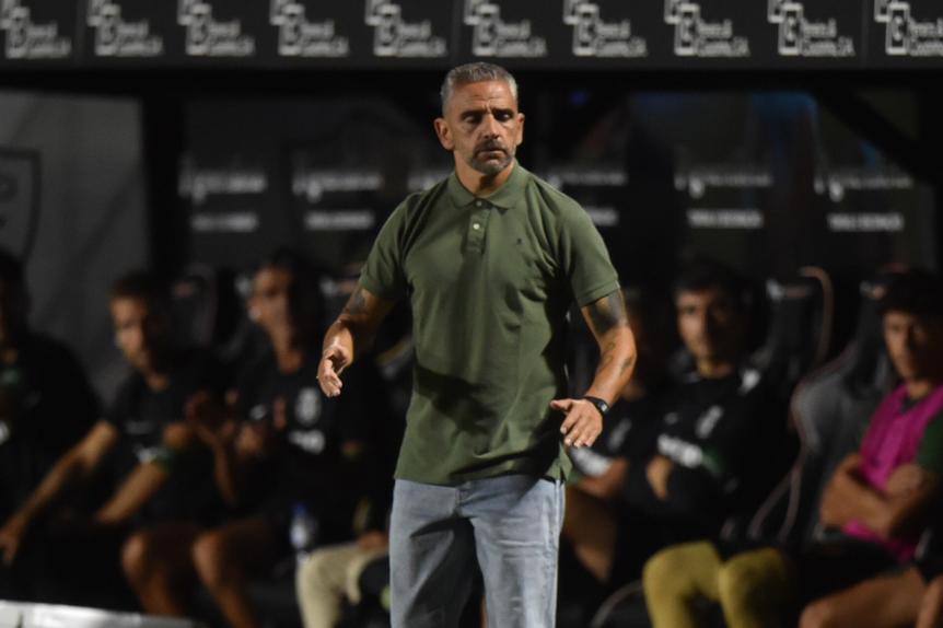 Rui Borges saiu insatisfeito da Reboleira (foto: Miguel Nunes)