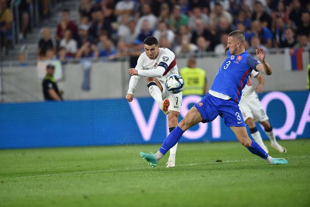 Cristiano Ronaldo celebra vitória: «Seguimos invencíveis»
