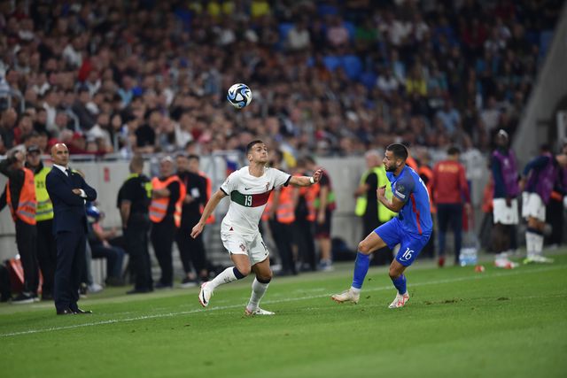 Portugal, Portugal, de que é que estás à espera?