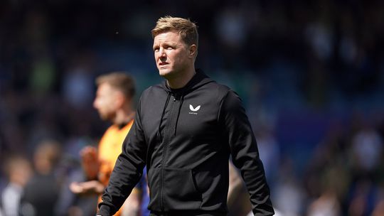 Adepto do Leeds condenado a prisão e banido dos estádios após empurrão a Eddie Howe (vídeo)