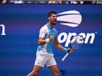 Ténis: Djokovic finalista do US Open com... pipocas e bebidas