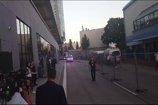 Chegada da seleção ao estádio em Bratislava