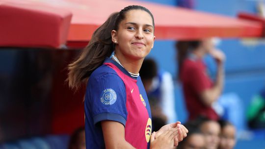 Barcelona: Kika Nazareth titular no arranque do campeonato