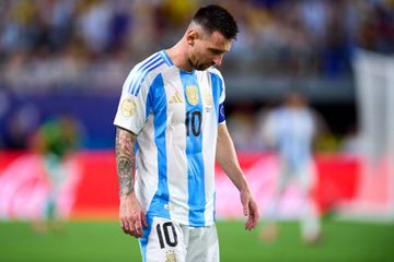 Selecionador argentino preocupado com a lesão de Lionel Messi