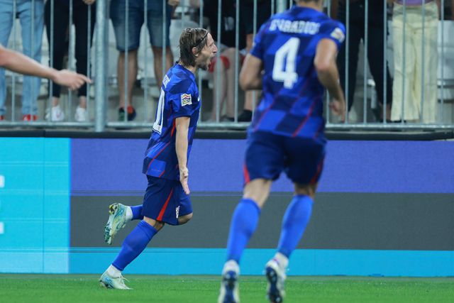 Modric levantou o estádio e assegurou o triunfo da Croácia sobre a Polónia