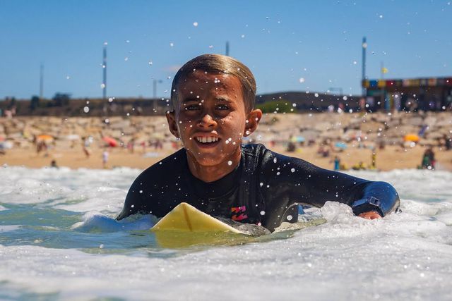 Promessa do surf português morre aos 12 anos