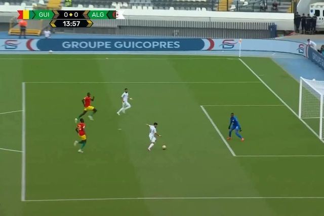 Vídeo: Benfica ofereceu 27 milhões por Amoura… mas não foi por isto