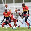 Rumo ao Mundial de futebol com muletas: Angola intensifica preparação em Caxito