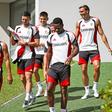 Plantel do Benfica antes de treino no campus do Seixal (foto: SL Benfica)