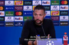 «Destacar Nehuén Pérez que jogou 90 minutos contra um monstro»