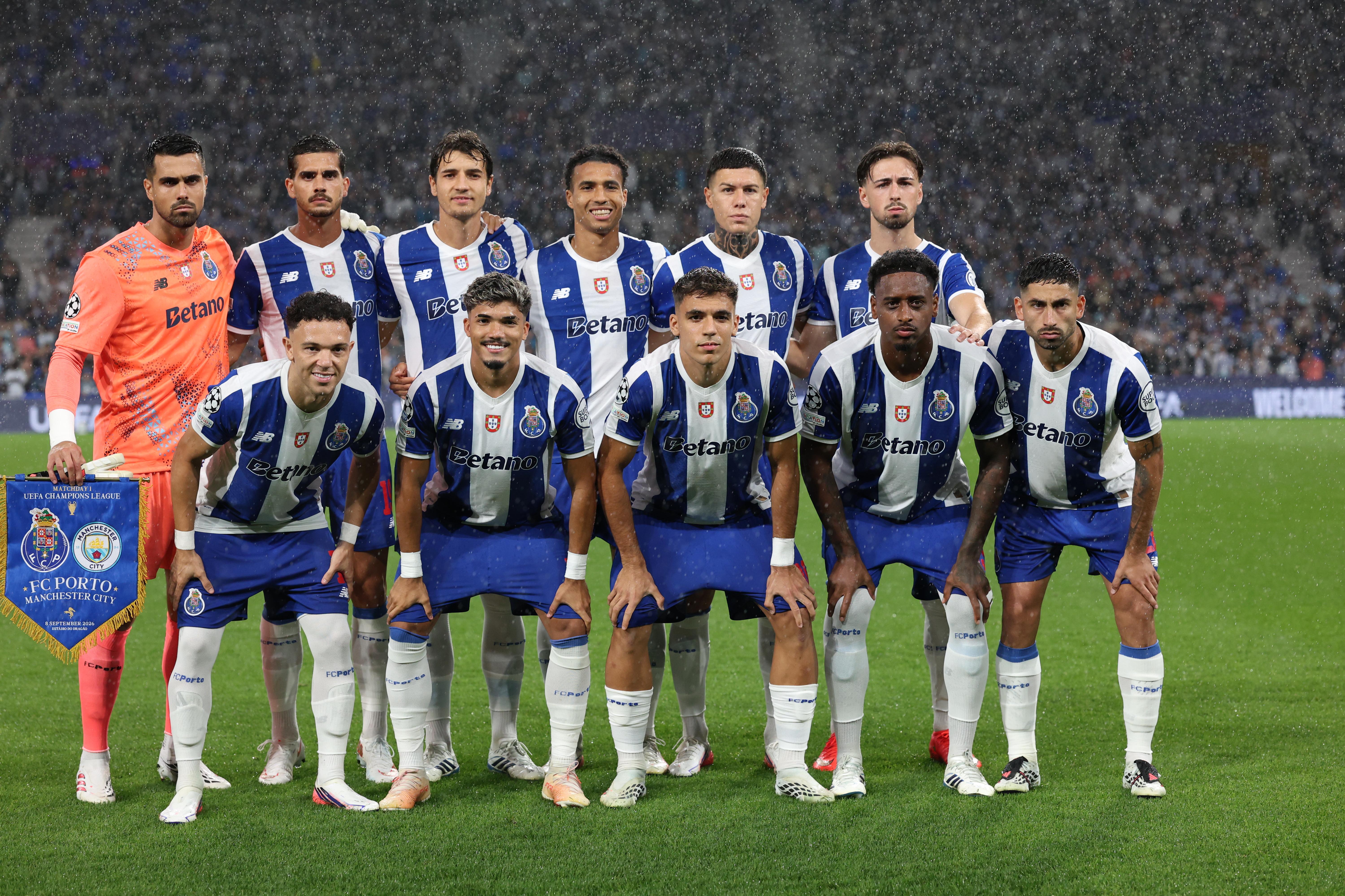 Equipa do FC Porto frente ao Manchester City - Foto: Catarina Morais/Kapta +